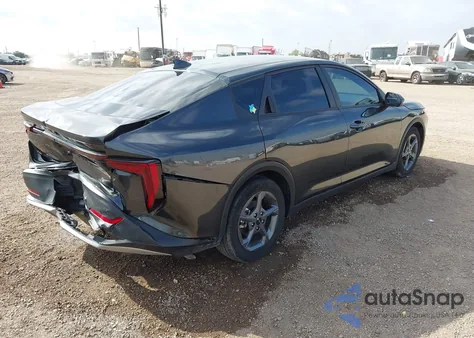 2025 Kia K4 Lxs z USA, uszkodzony, nr VIN 3KPFT4DE7SE114778